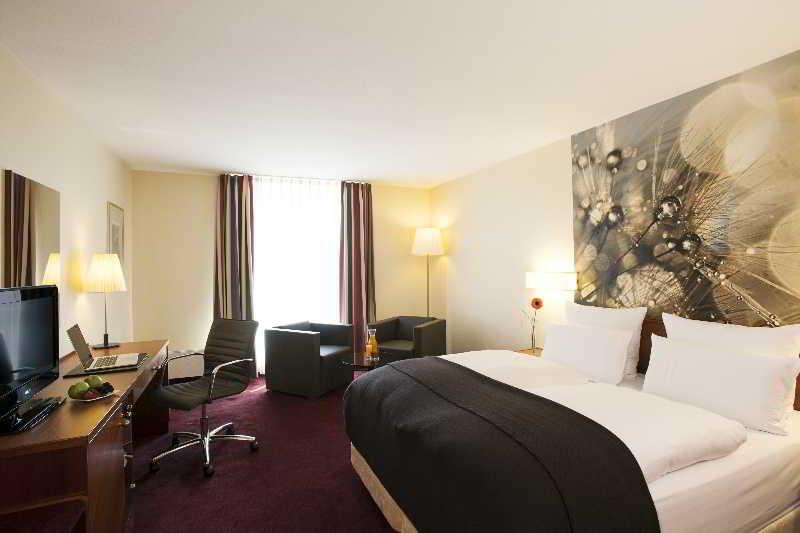 Taste Hotel Heidenheim Esterno foto