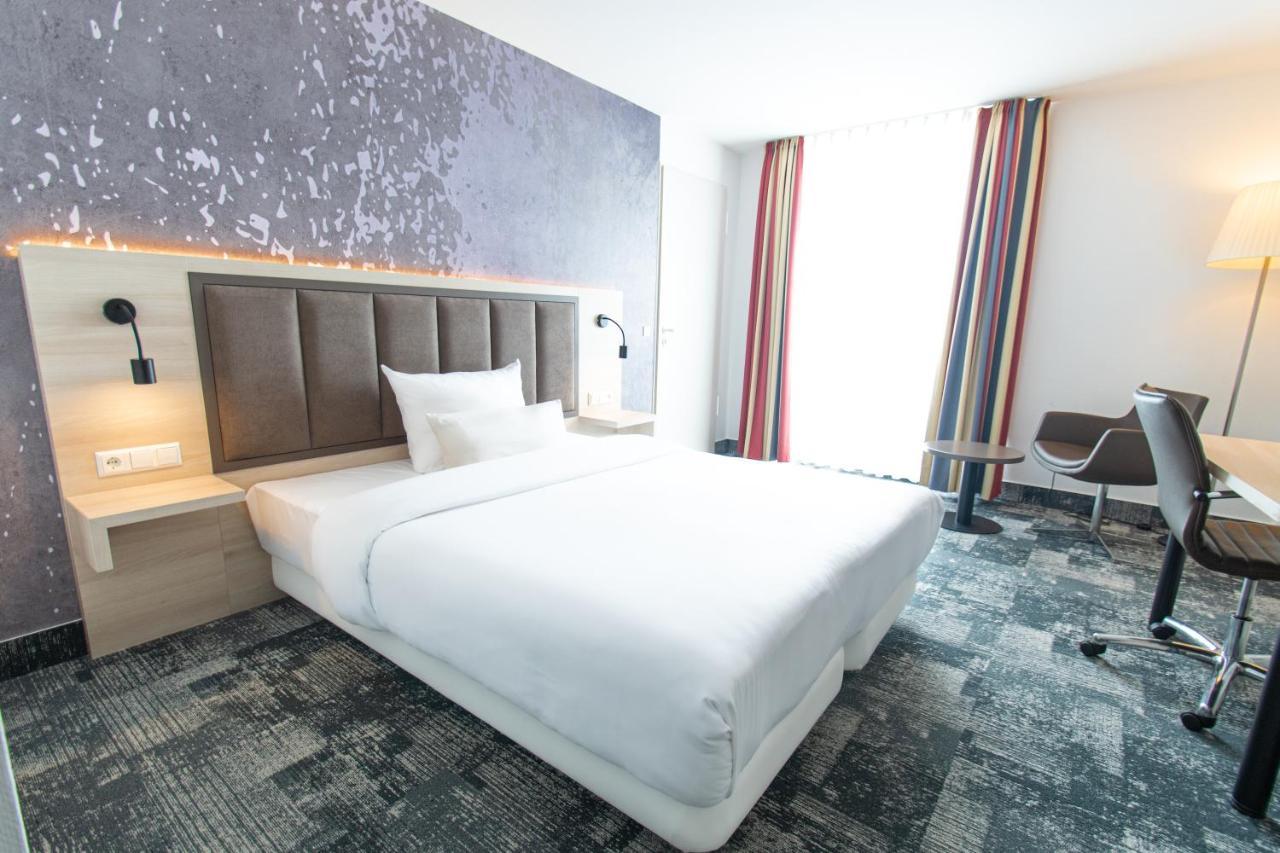 Taste Hotel Heidenheim Esterno foto